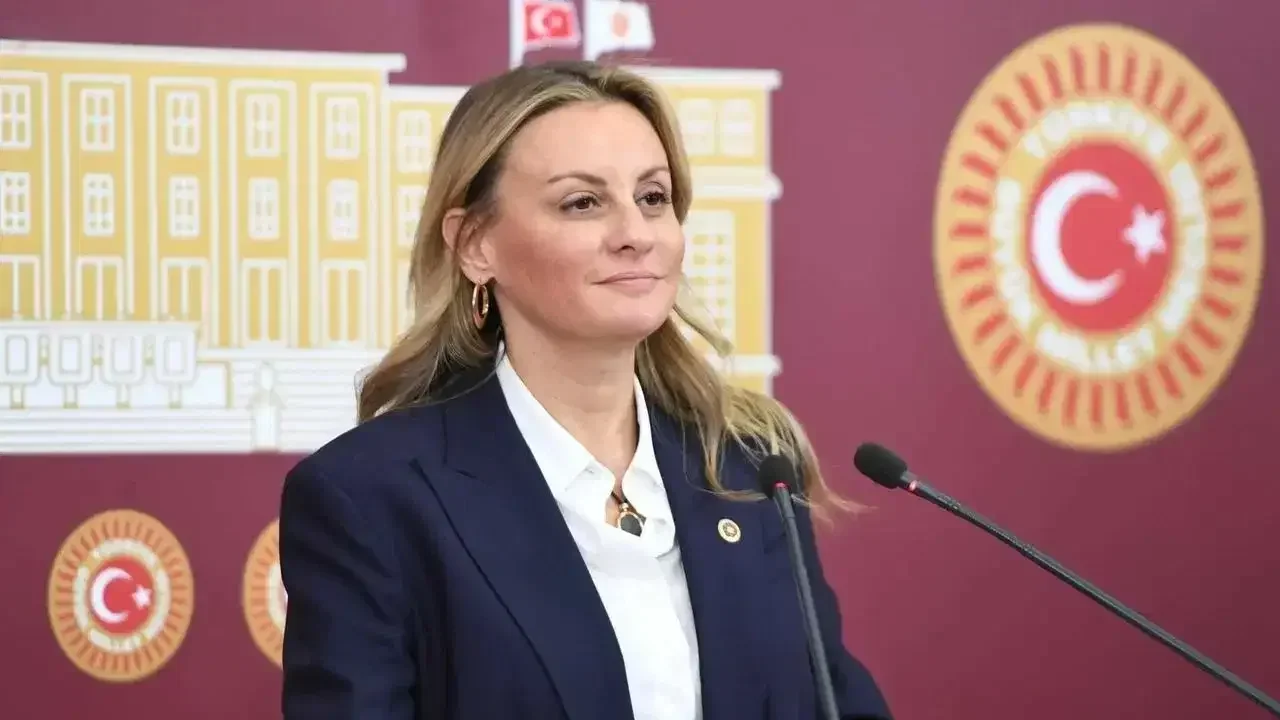 Yeni Partili Ösen'den zirve tepkisi: İzmirliler bu ülkeye vergi vermiyor mu?