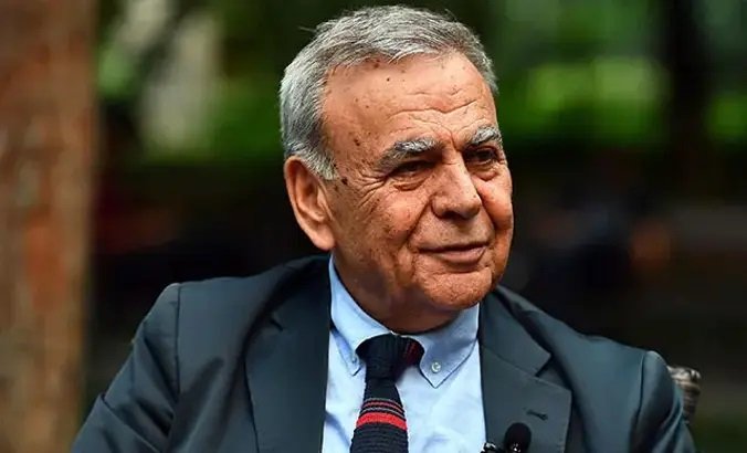 Aziz Kocaoğlu, YENİ Parti İzmir İl Başkanlığı için adaylığını açıkladı