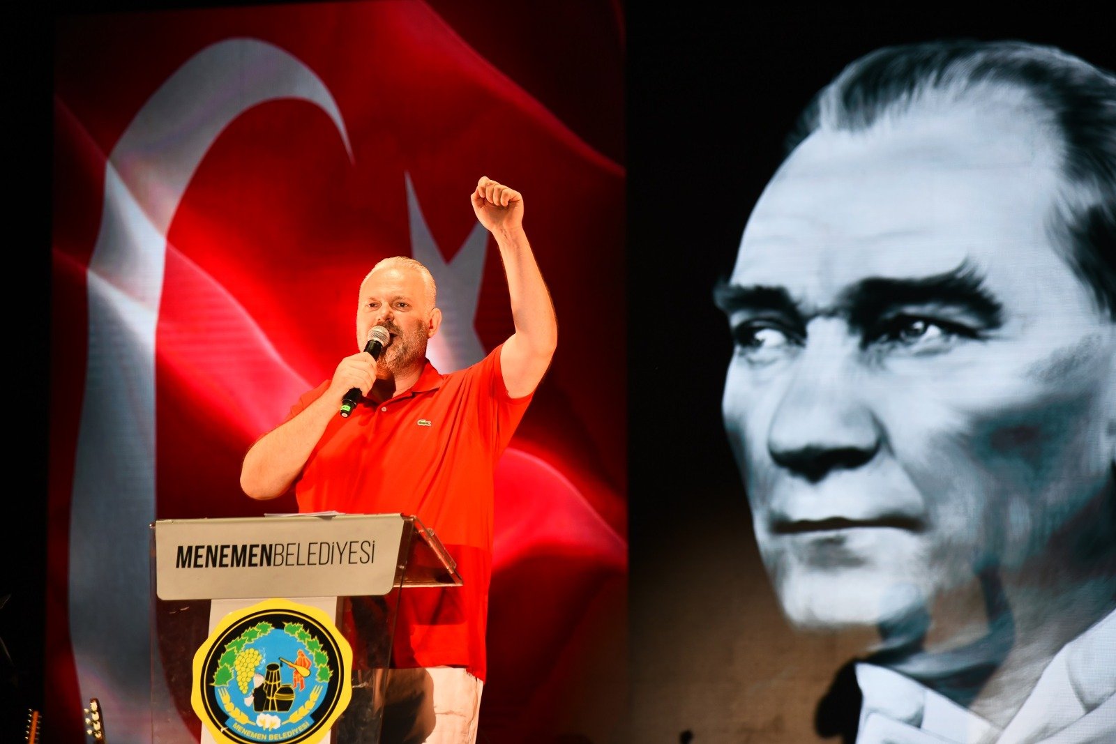Cumhuriyet coşkusu Menemen'de Blok-3 ve Aşkın Nur Yengi ile yaşanacak