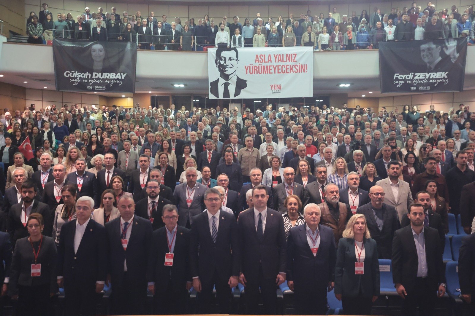 Yeni Parti İzmir İl Kongresi: Güç'ün yönetim listesi belli oldu