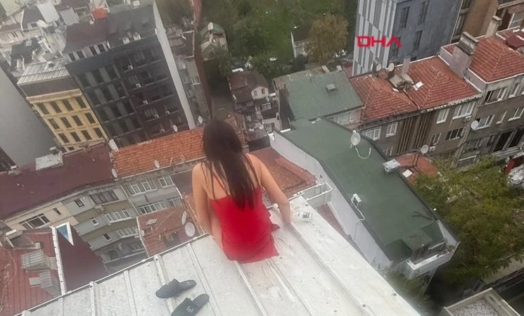 Şişli’de Çatıdan Düşerek Ölen Aisulu’nun Son Fotoğrafı Ortaya Çıktı: Ev Arkadaşını Böyle Uyarmış